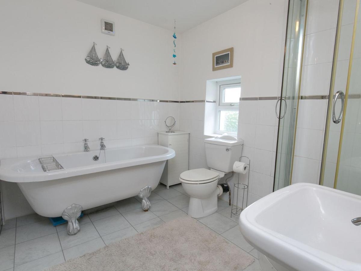 Pass The Keys Comfortable Stone Built Cottage In Menai Bridge Esterno foto